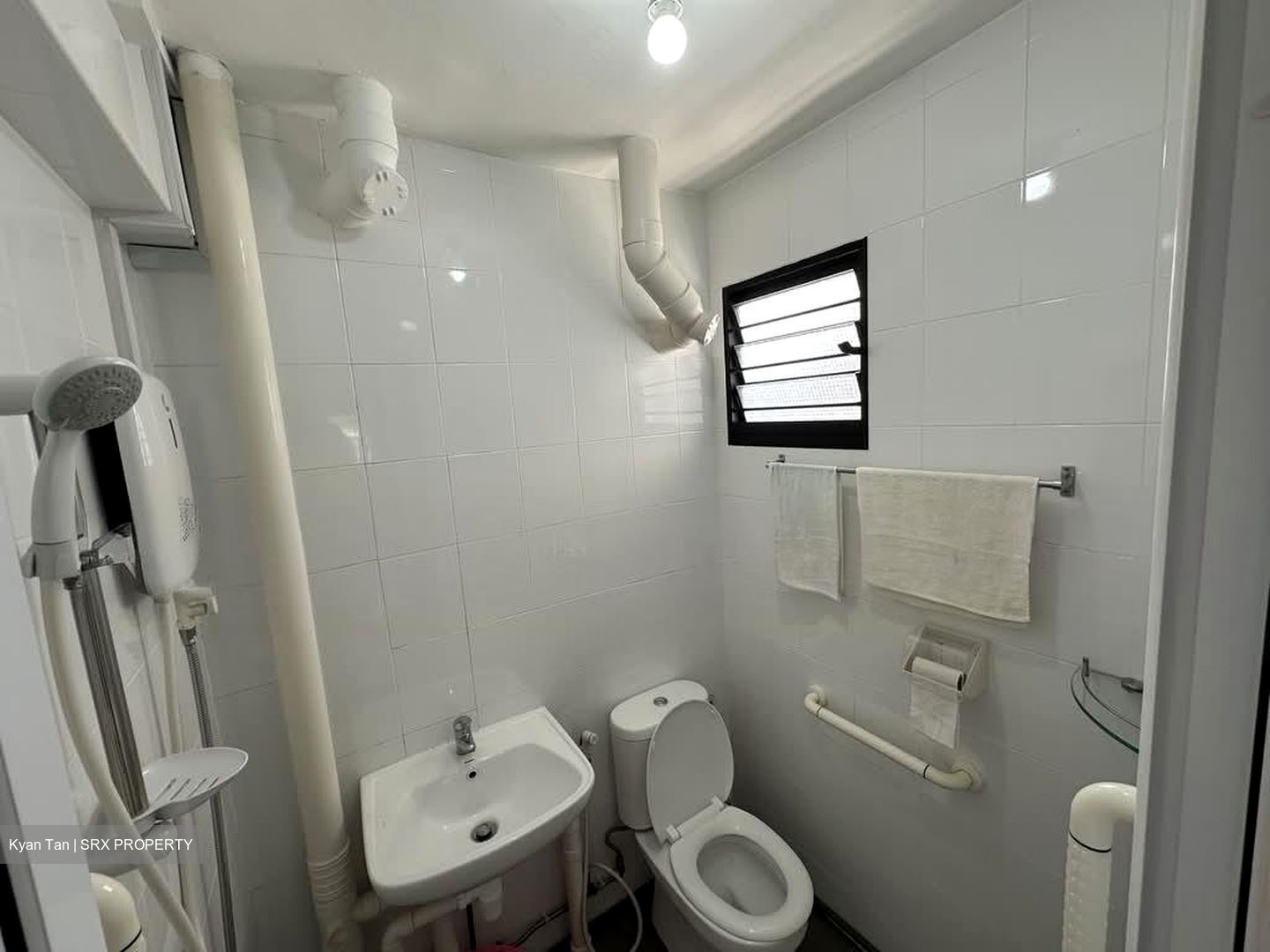 Blk 214 Bedok Town Centre (Bedok), HDB 3 Rooms #569319491